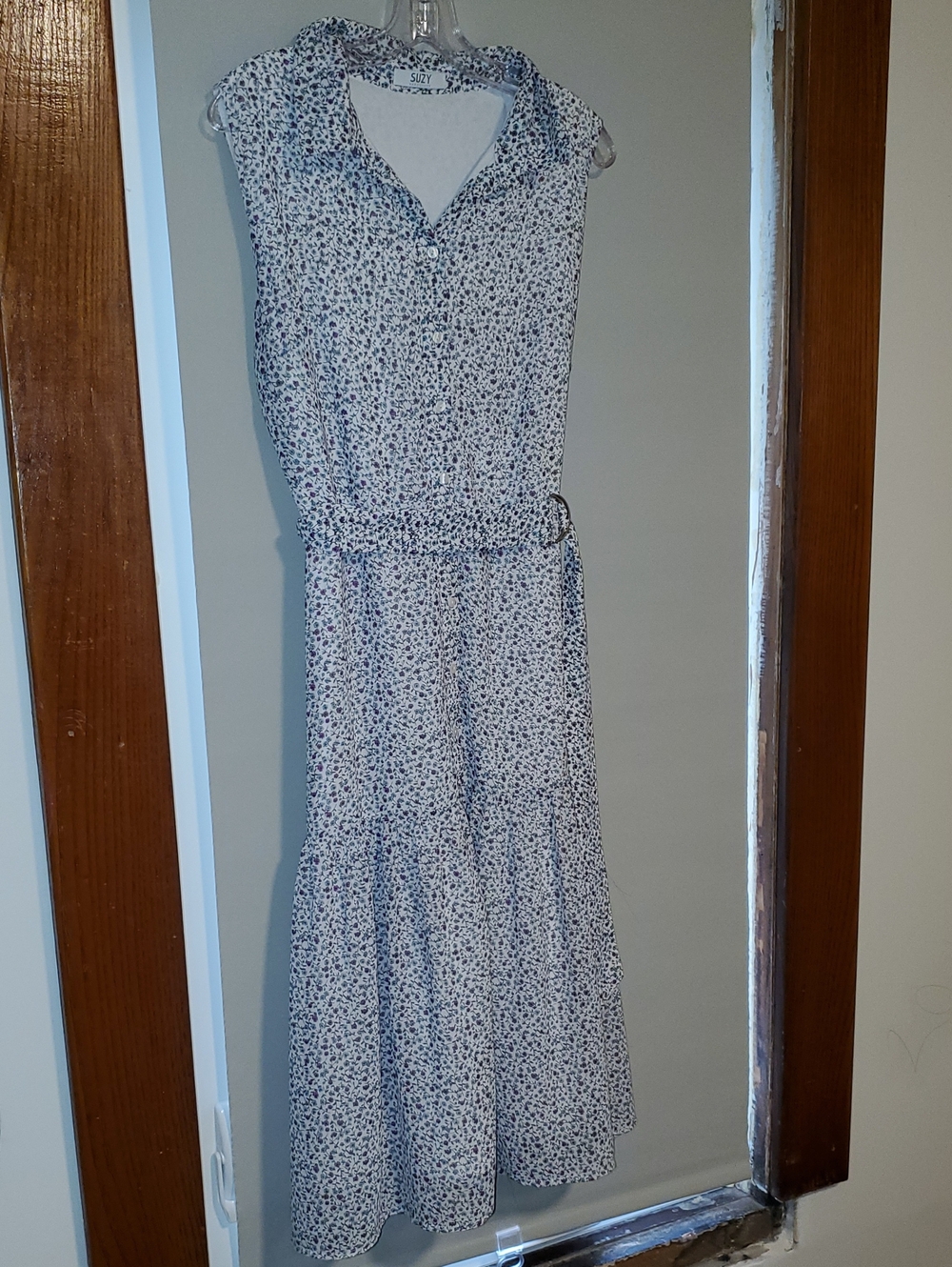 Suzy Shier Floral Maxi Dress White & Pink Like New